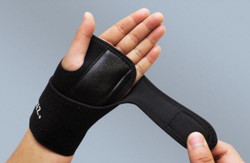 Right Wrist Brace Splint with Detachable Steel