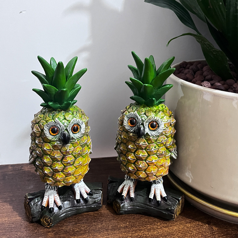 Pineapple Art Owl Resin Ornament