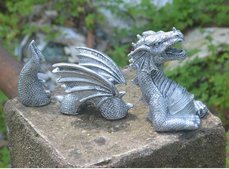 Dragon Figures Art Resin Ornament